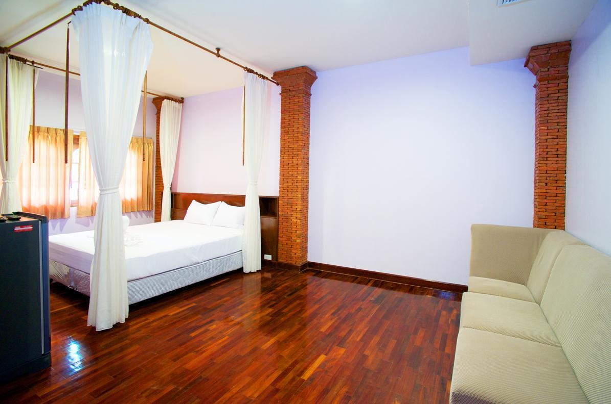 Boom Boom Beach Resort Laem Sing Chanthaburi Exterior foto